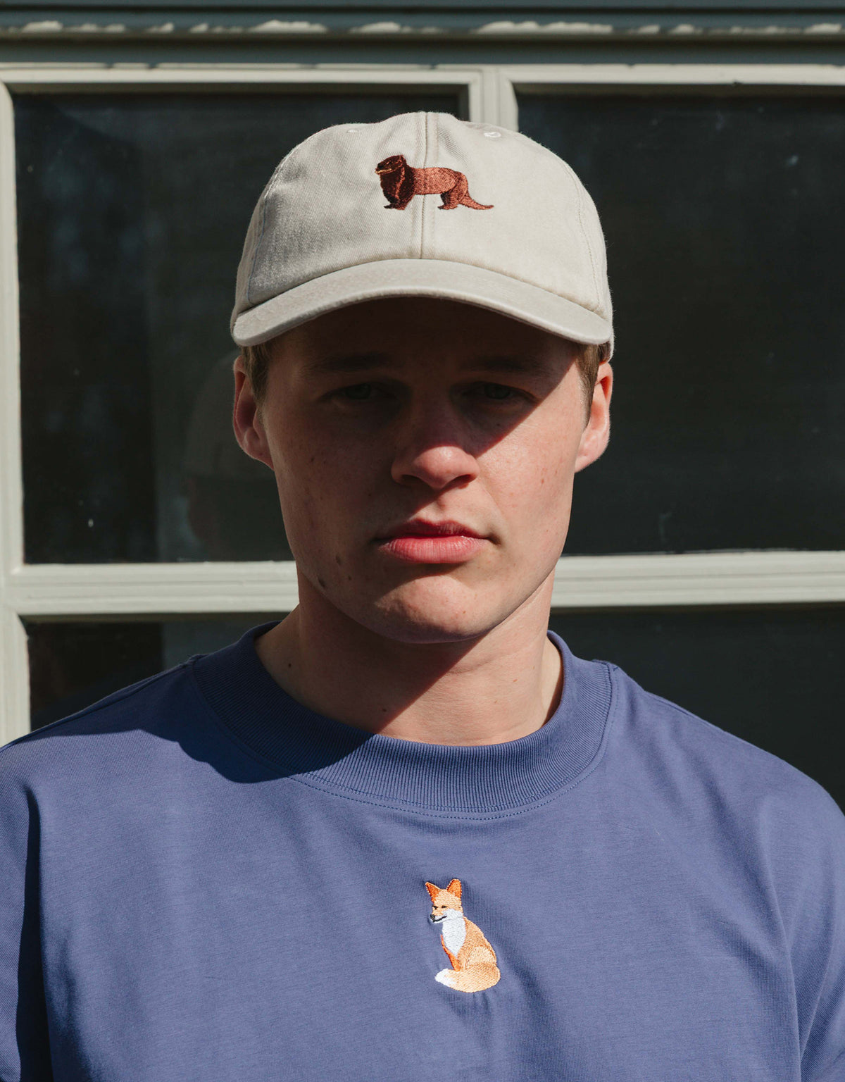 Otter Embroidered Vintage Cap