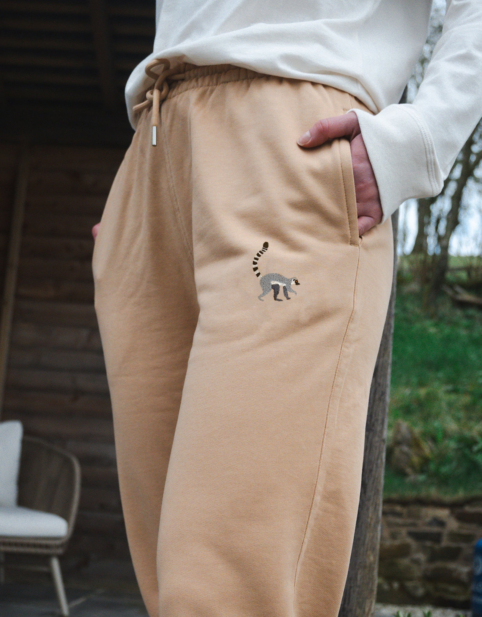 Lemur Embroidered Unisex Sweatpants